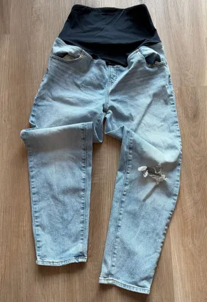 Light Blue‎ Maternity Jeans with Stretch Waistband thumbnail 1
