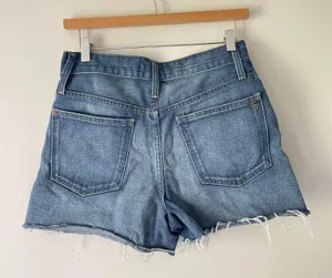 The Perfect Jean Short in “Ullman” thumbnail 8