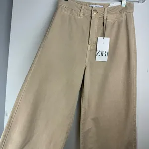 NWT ZARA Marine Culotte Crop Pants Jeans Sz 4 Sand Beige thumbnail 7