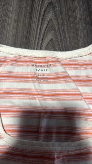 Outfitters Tank-top thumbnail 3