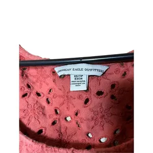 American Eagle Cut Out Flower Eyelet Lace Crop‎ Top Size XS thumbnail 5