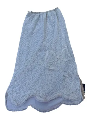 Vintage White Lace Skirt With Bow Accent & Scalloped Hem Elastic Waist Lined 35o thumbnail 2