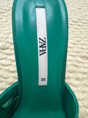 Zara Women’s Green Satin Strap Slides Square Front Chunky Block Acrylic Heel 39 thumbnail 13