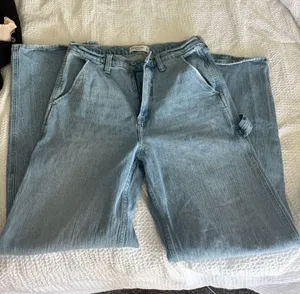 Abercrombie Jeans The 90s Relaxed High-Rise cargo thumbnail 1