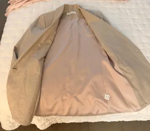 Amanda Uprichard linen blazer in size M - worn once! thumbnail 3