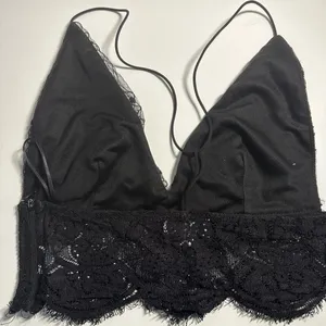 superdown Millie Deep V Top thumbnail 6