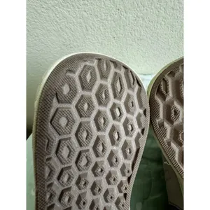 New Balance Fresh Foam Cruz v2 sneaker Women’s size 6 thumbnail 13