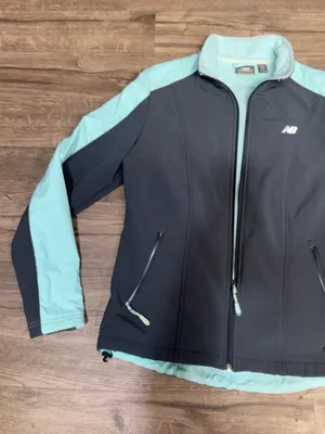 New Balance Women’s M Softshell Fleece Lined Colorblock Athletic Jacket thumbnail 5