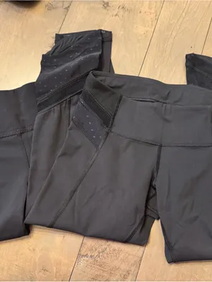 Lululemon Size 2 crop leggings - 2 pairs!!! - black thumbnail 1