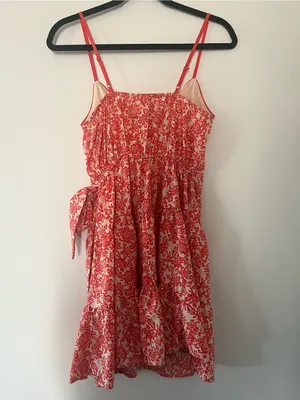 Red Cream Floral Wrap Mini Dress Small Tie Waist Beachy Resort Vacation Summer thumbnail 7