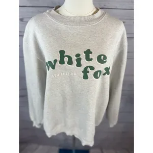 White Fox 4th Edition Oversized Crewneck Sweatshirt Women’s S/M Graphic Pullover thumbnail 2
