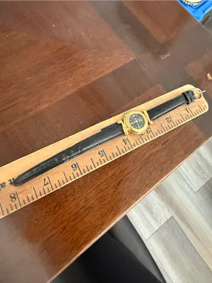 Guess Watch Needs Batteries thumbnail 2