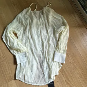 Storets Grace Sheer Top thumbnail 4