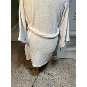 Stars Above Women's Size XL/XXL Plush Robe White Pockets Long Sleeve Wrap Tie thumbnail 8