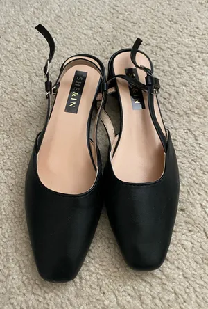 Shein Black Leather Block Kitten Heels thumbnail 1