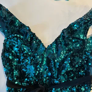 Free People green sequin siren ruffle party dress size 8‎ holiday wedding guest thumbnail 5