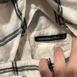 Abercrombie & Fitch White and Black Check Cutout Romper Size 2 thumbnail 3