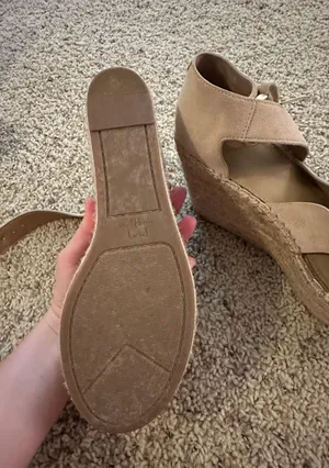 Espadrille Wedges thumbnail 2