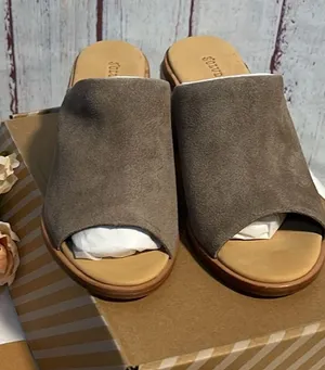 NIB Soludos Capri Mule thumbnail 1