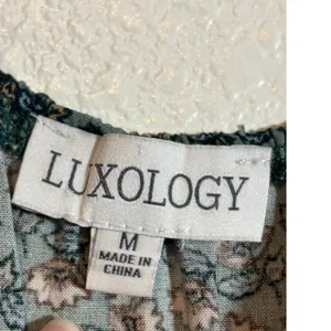 Luxology Size M Flutter Sleeve Elasticized V-Neck Green Ditsy Floral Maxi Dress thumbnail 5