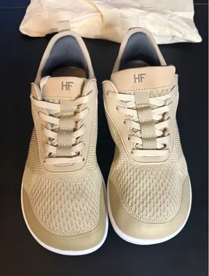 Hike Footwear Healthy Freedom Barefoot Sneakers Tan Wide Toe Box Womens 9-9.5 thumbnail 1