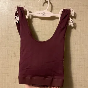 Chinese Laundry  thumbnail 2