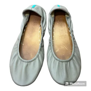 Tieks Ballet Flats Taupe/Tan Sz 8 thumbnail 1
