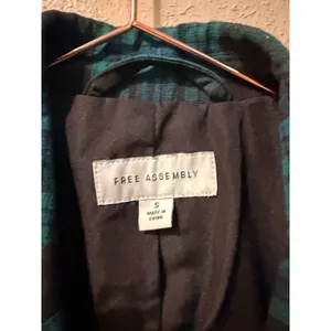 Free Assembly Womens Blazer S Teal Black Plaid Double Breasted Gold Buttons thumbnail 4