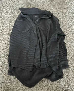 Aerie Grey sweater thumbnail 1