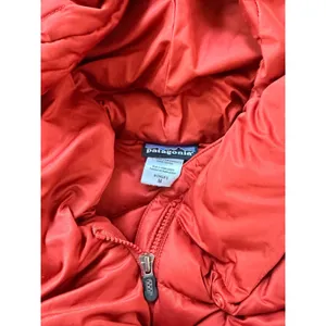 Patagonia Womens Down‎ With It Hoodie Puffer Jacket Red Medium thumbnail 3