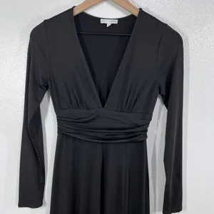 Baltic Born Women's Size Small Black Maxi Dress Deep V Neck Ruched Waist‎ DD3262 thumbnail 6