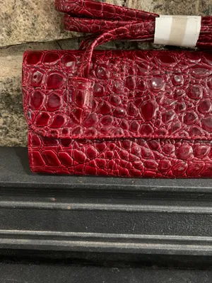 Croc Print Wallet Crossbody Women's Dark Red thumbnail 3