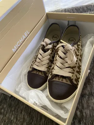 Michael Kors Womans MK Monogram City Sneakers Tennis Shoes Mocha Size 7 M Womens thumbnail 2