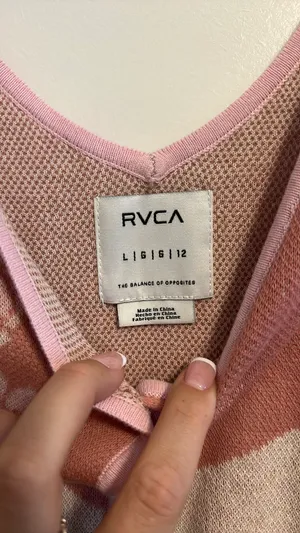 RVCA Top thumbnail 2