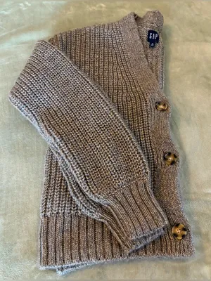 GAP Women’s Size Medium Tall Gray Chunky Knit Button-Up Cardigan thumbnail 9