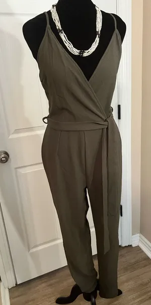 Green v neck jumpsuit thumbnail 1