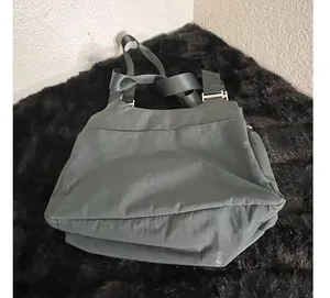 Baggallini Casual Gorpcore black shoulder bag thumbnail 3