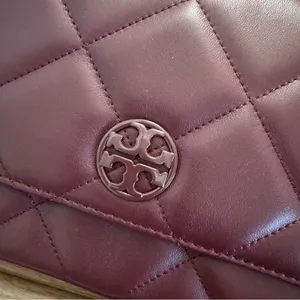 Tory Burch Willa Soft Quilt Small Leather Shoulder Bag Claret 139283 thumbnail 5