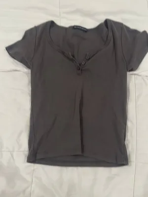 Brandy Melville Short Sleeve Top thumbnail 1