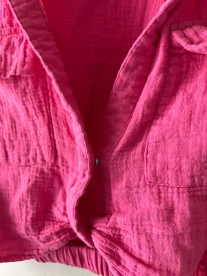 Pink crop top Size M thumbnail 2