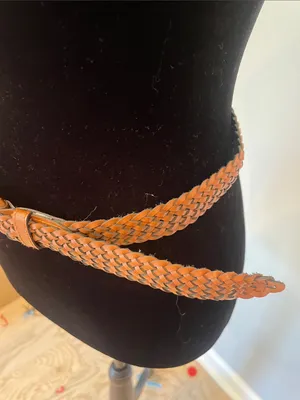 Tan braided ladies belt like new thumbnail 2