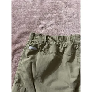 Columbia Women's Green Omni Shield Short Court Nylon Shorts Size M‎ thumbnail 7