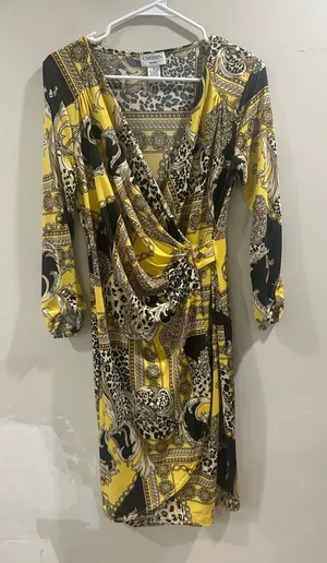Carmen Marc Valvo Yellow Baroque Leopard Print Faux Wrap Dress Gold Stud Medium thumbnail 1