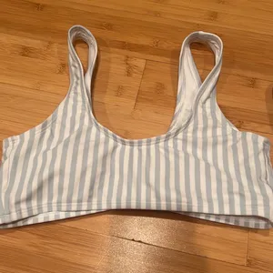 Hollister Blue and White Striped Women’s Bikini Set thumbnail 6