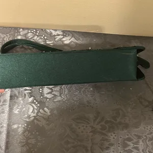 Savanna Green Sequin formal Clutch thumbnail 3