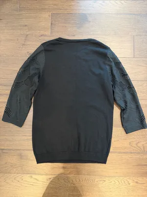 Ann Taylor Black Crewneck Sweater with Cut Out Sleeve Details - Medium - C55-029 thumbnail 7