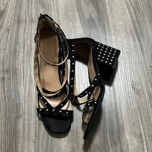 Chic Black Studded Women's Heels Size 10 thumbnail 4