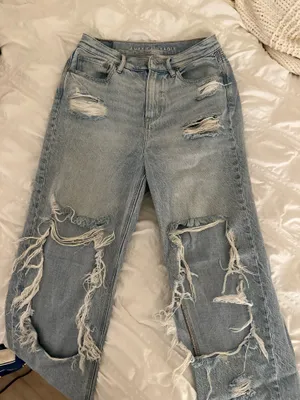 American Eagle Baggy Ripped Jeans  thumbnail 1