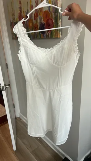 White dress thumbnail 1