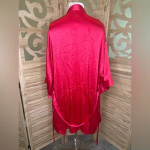 Victorias Secret Red Satin Robe Medium/ Large NWT thumbnail 2